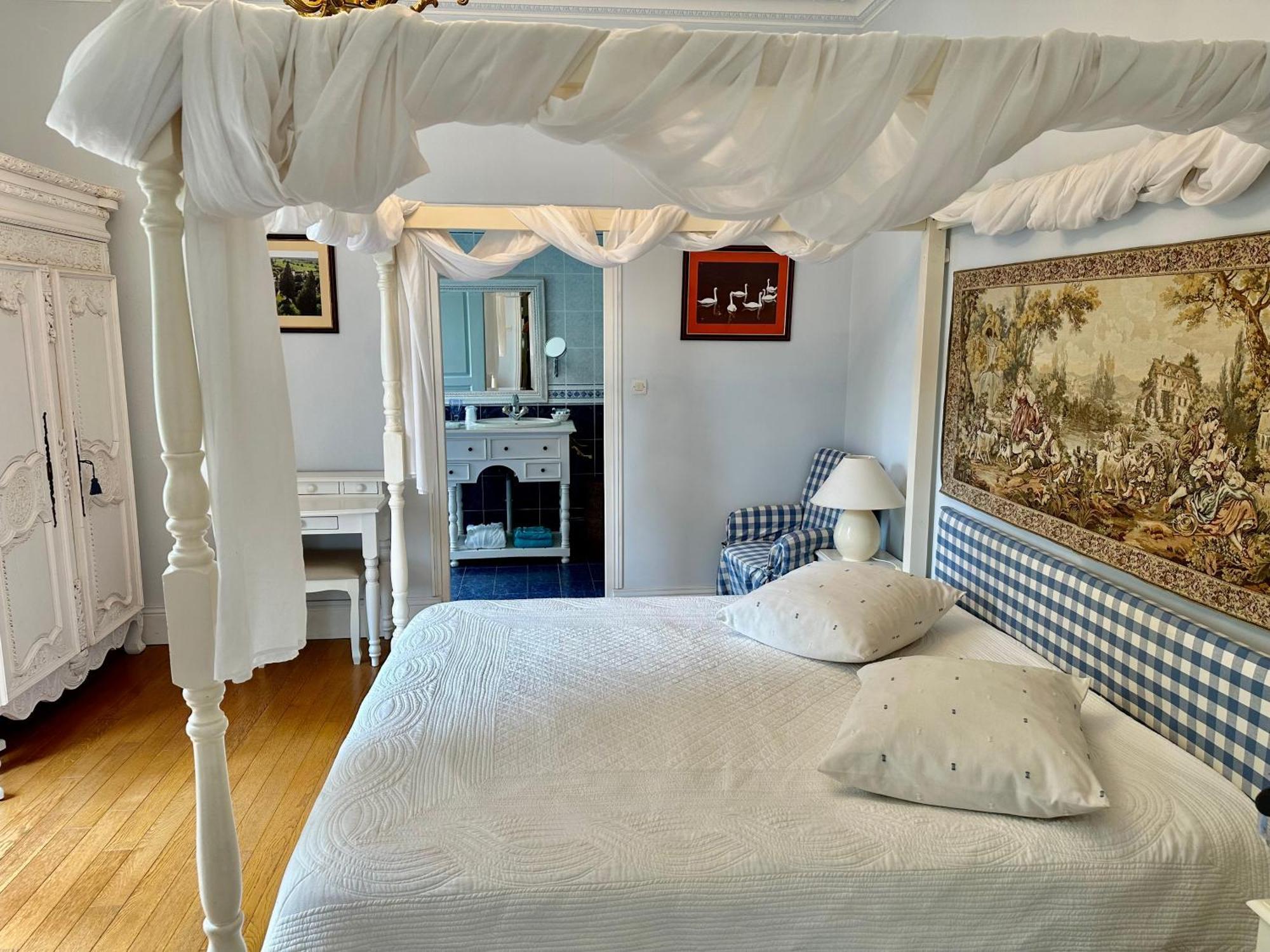 Chateau Les Vallees Tournon-Saint-Pierre Экстерьер фото