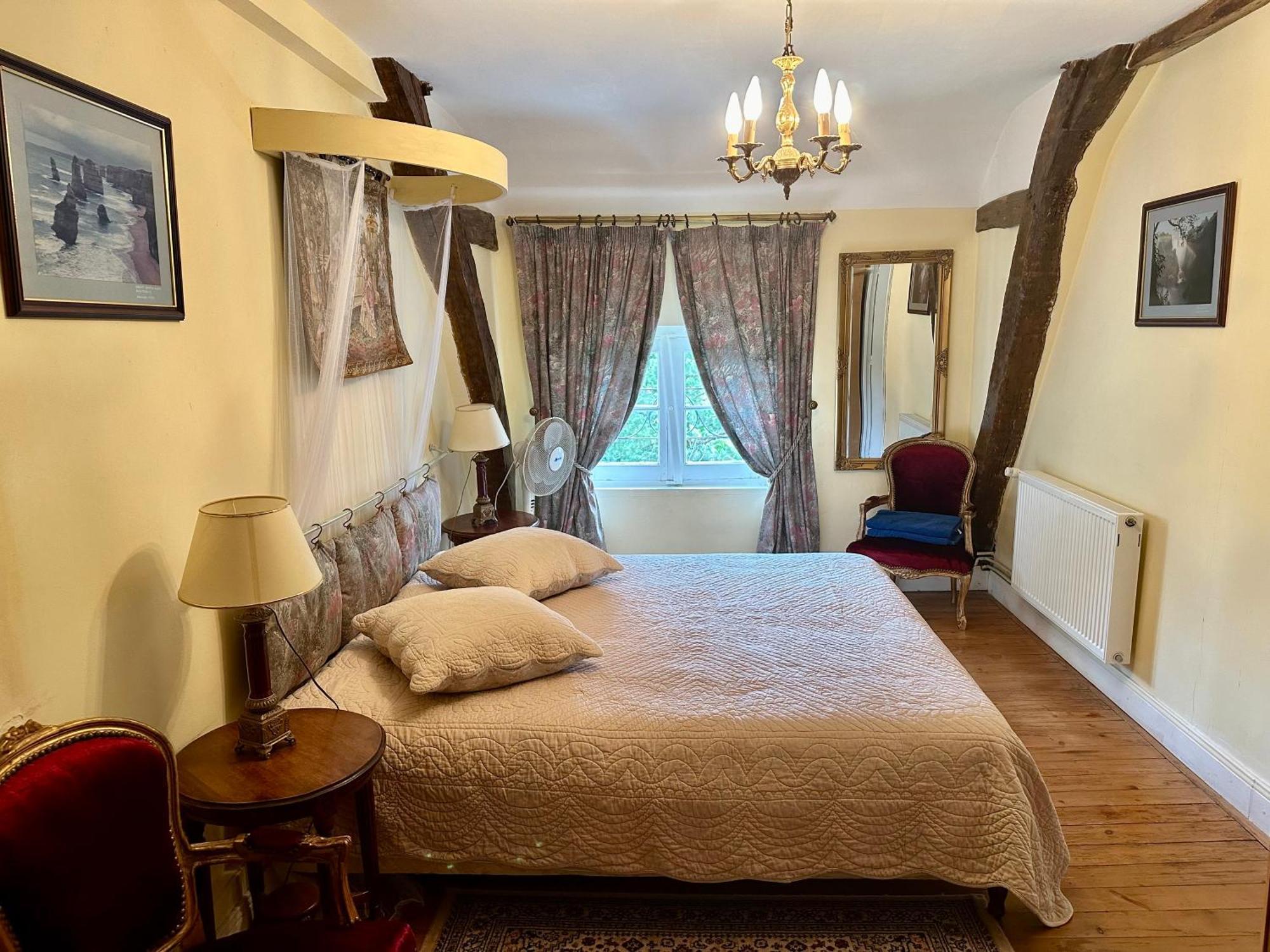 Chateau Les Vallees Tournon-Saint-Pierre Экстерьер фото